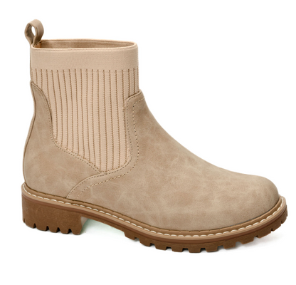 Corkys Cabin Fever Boots in Camel