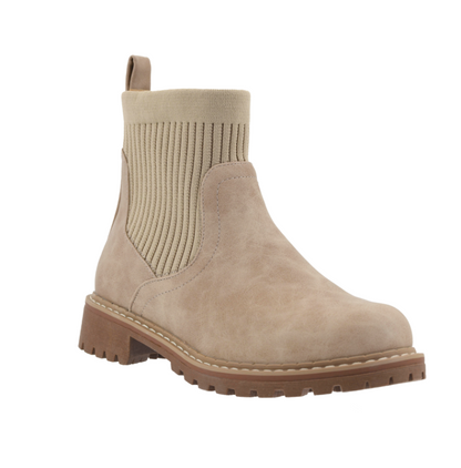 Corkys Cabin Fever Boots in Camel