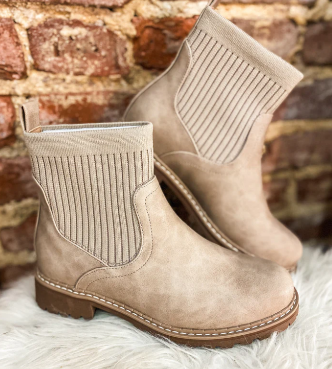 Corkys Cabin Fever Boots in Camel